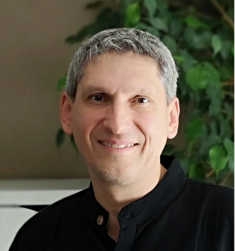 HP Christian Beregov – Heilpraktiker, Osteopath und Chiropraktiker im Heilzentrum Beregov München